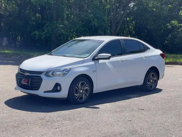 Carro Chevrolet Onix 2024 1.0