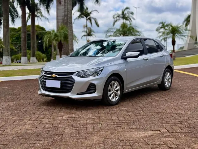 Carro Chevrolet Onix 2021 1.0 (Flex)