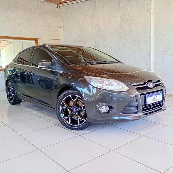 Carro Ford Focus Sedan 2015 Titanium 2.0 16V PowerShift