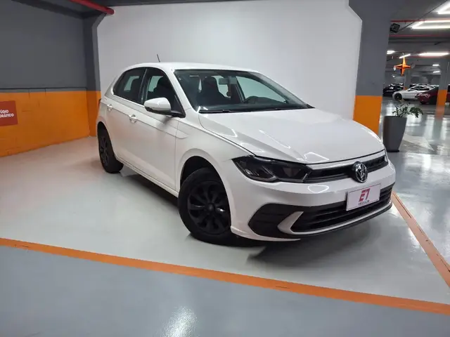 Carro Volkswagen Polo 2024 Track 1.0 Flex 12V 5p