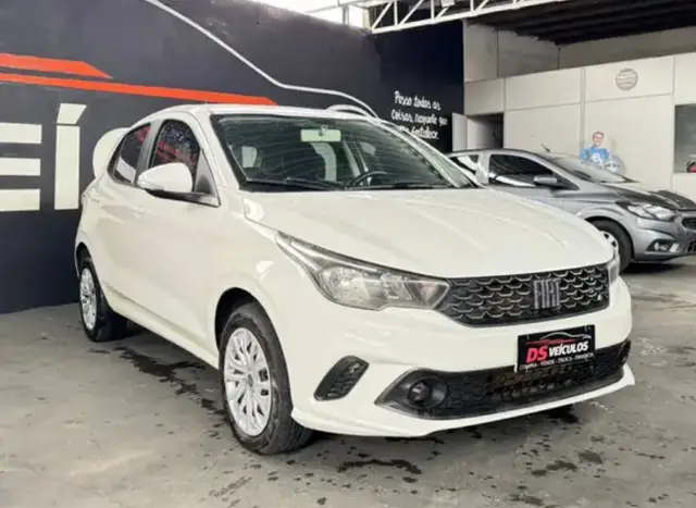 Carro Fiat Argo 2021 Trekking 1.3 (Flex)