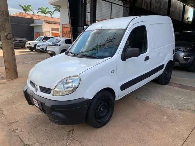 Carro Renault Kangoo Express 2010 1.6 16V Hi-Flex (com porta lateral corr.)