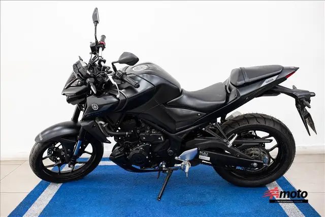 Moto Yamaha MT-03 2024 ABS