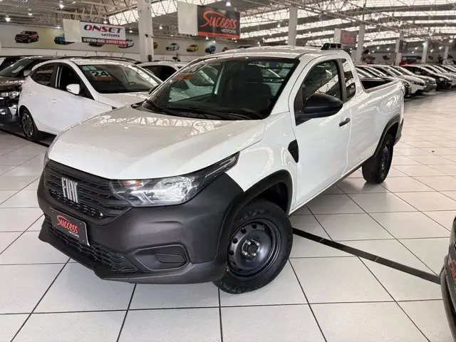 Carro Fiat Strada 2023 Endurance 1.4 Cabine Plus (Flex)