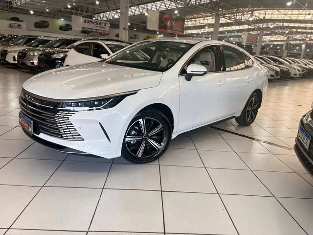 Carro BYD King 2025 DM-i GS