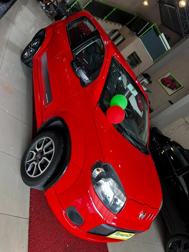 Carro Fiat Uno 2014 Sporting 1.4 8V (Flex) 4p