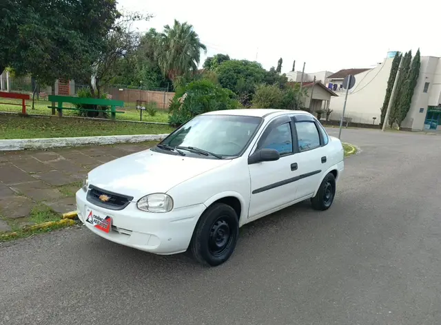 Carro Chevrolet Classic 2010 LS 1.0 VHCE (Flex)