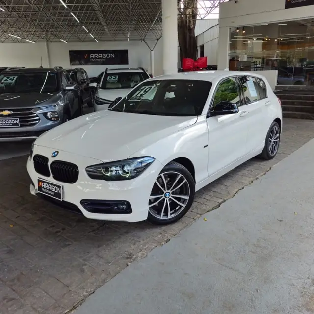 Carro BMW 120i 2019 120i 2.0 Sport