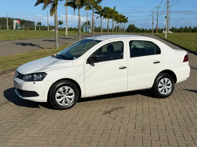 Carro Volkswagen Voyage 2015 1.0 TEC Trendline