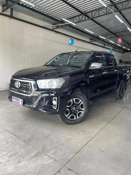 Carro Toyota Hilux Cabine Dupla 2020 Hilux 2.8 TDI SRV CD 4x4 (Aut)