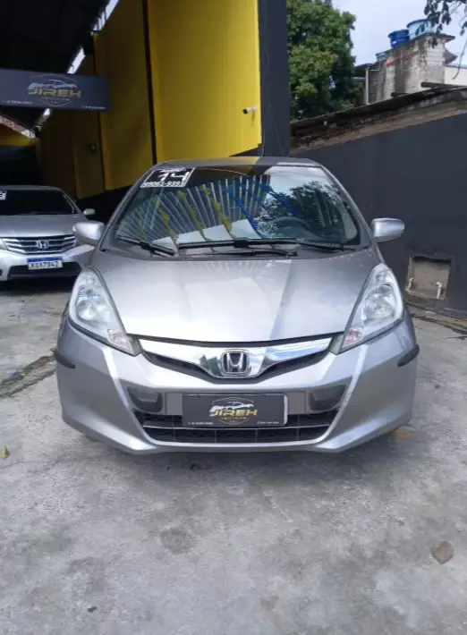 Carro Honda Fit 2014 EX/ S 1.5/ EX 1.5 Flex (Mec.)