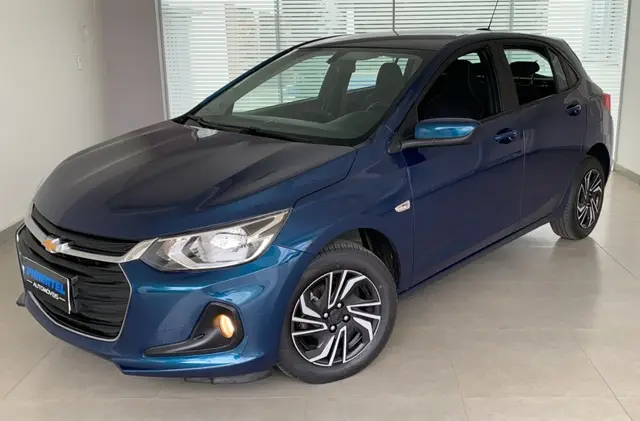 Carro Chevrolet Onix 2025 LT 1.0