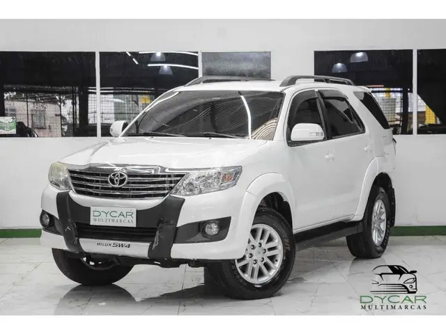Carro Toyota SW4 2015 Hilux  2.7 4x2 SR (Flex)