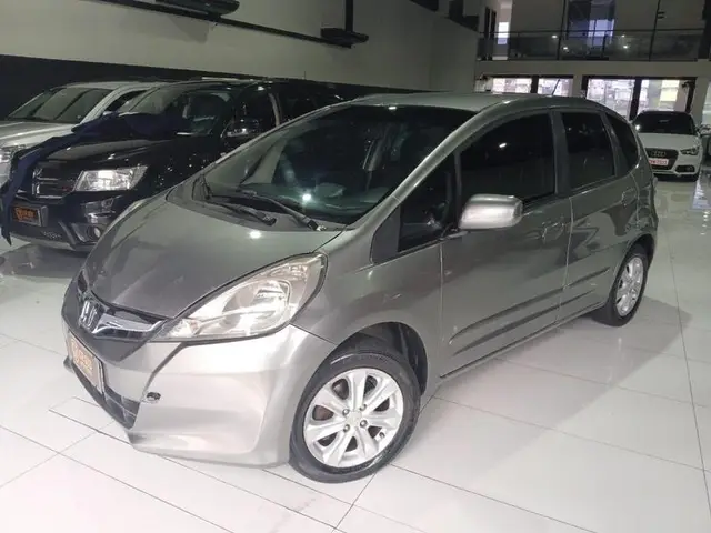 Carro Honda Fit 2014 LX 1.4 (flex)