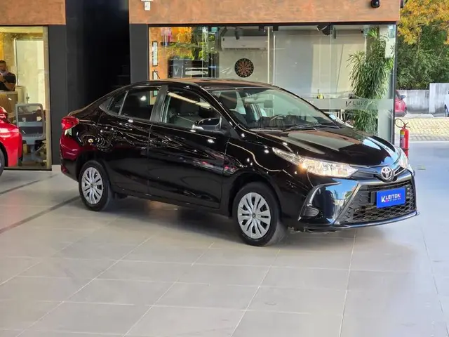 Carro Toyota Yaris Sedan 2025 XL 1.5 (Flex) (Aut)