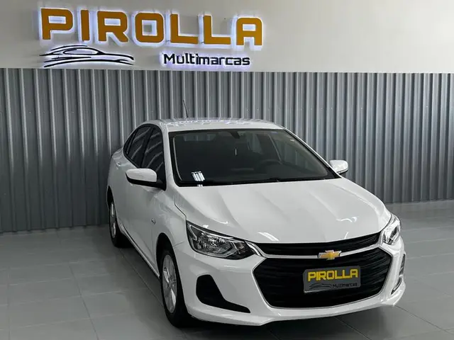 Carro Chevrolet Onix Plus 2023 LT 1.0