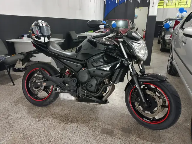 Moto Yamaha XJ6 N 2012 XJ6 N 600