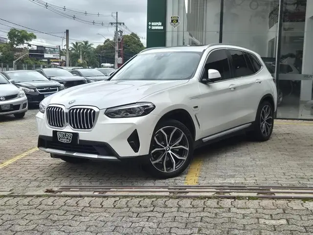 Carro BMW X3 2023 xDrive30e X Line 2.0 Turbo (Aut.) (Híb.)