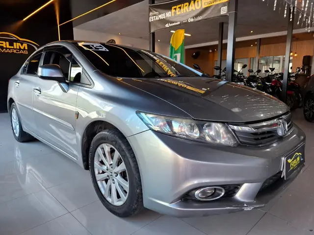 Carro Honda Civic 2015 LXS 1.8 i-VTEC (Flex)