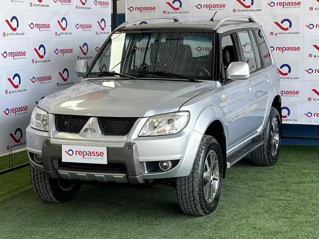 Carro Mitsubishi Pajero TR4 2012 GLS 2.0 16V (Flex)