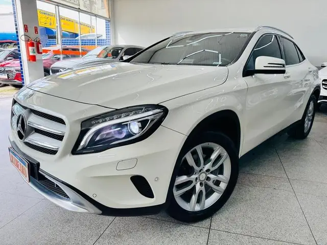 Carro Mercedes-Benz GLA 200 2016 GLA 200 1.6 Style