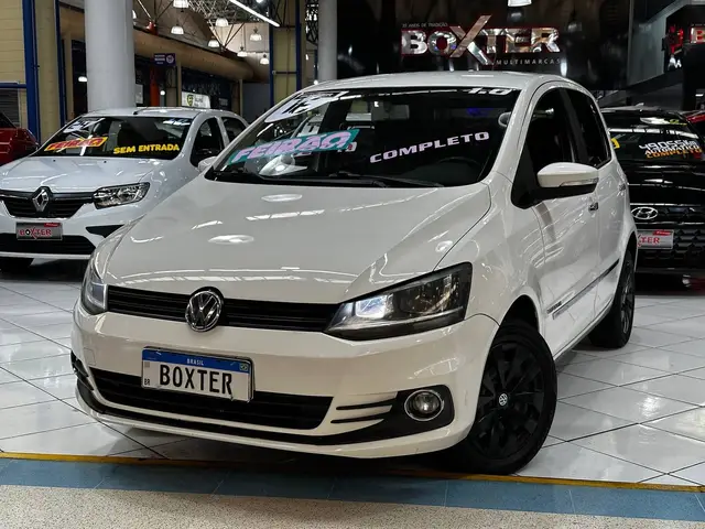 Carro Volkswagen Fox 2016 1.0 MPI Trendline (Flex)