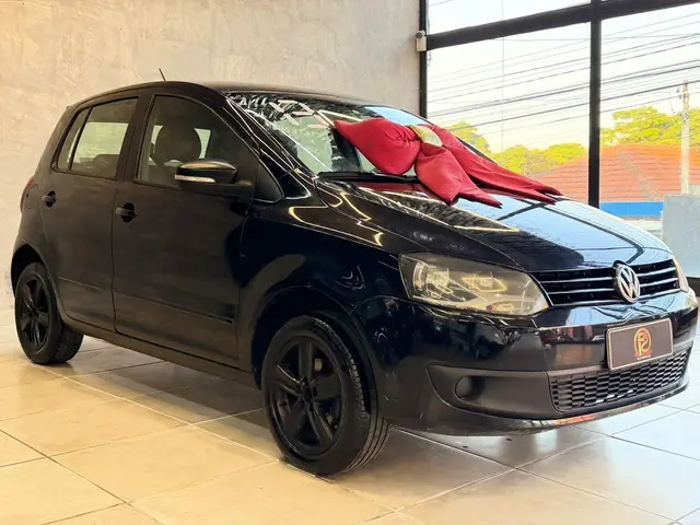 Carro Volkswagen Fox 2013 1.0 TEC (Flex) 2p