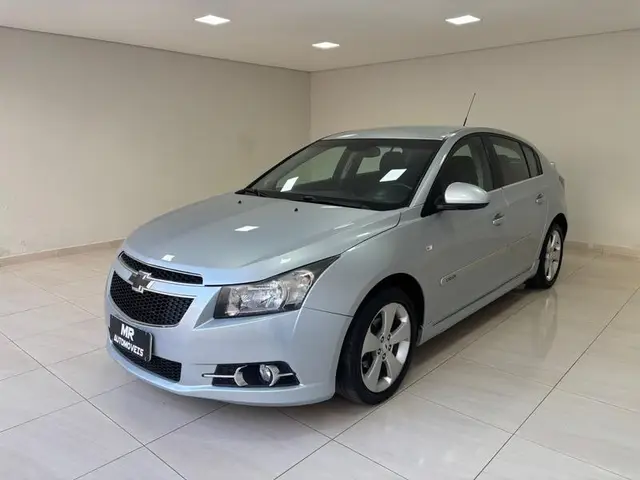 Carro Chevrolet Cruze Sport6 2013 LT 1.8 16V Ecotec (Flex)