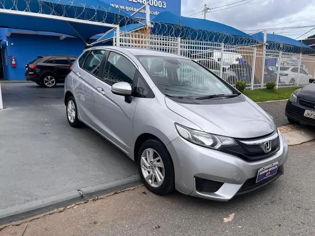 Carro Honda Fit 2015 1.5 16v LX (Flex)