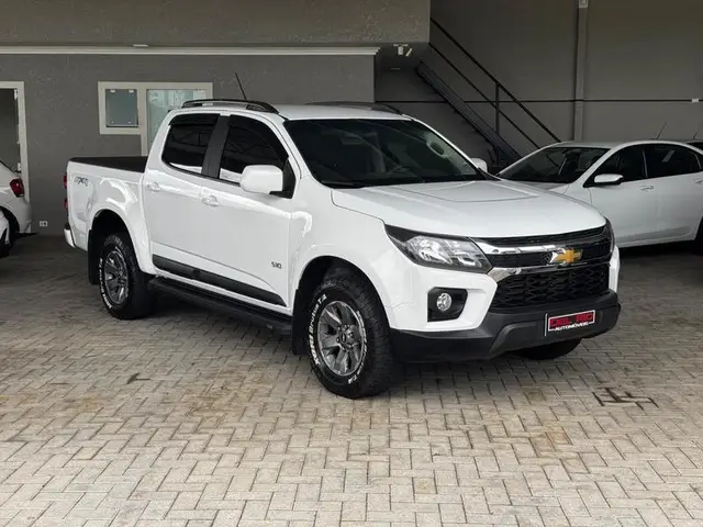 Carro Chevrolet S10 Cabine Dupla 2022 S10 2.8 CTDI LS 4WD (Cabine Dupla)