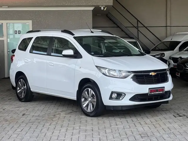 Carro Chevrolet Spin 2024 Premier 1.8 (Aut.)