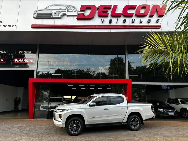 Carro Mitsubishi L200 Triton Sport 2022 HPE-S 2.4 DID-H 4x4 (Aut)