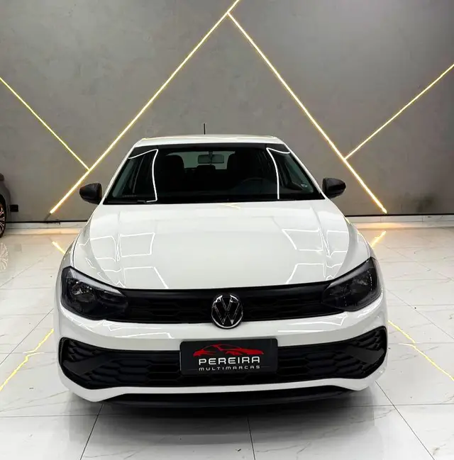 Carro Volkswagen Polo 2024 Track 1.0 Flex 12V 5p