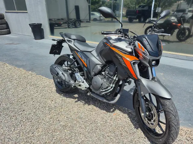 Moto Yamaha Fazer FZ25 2025 Connected
