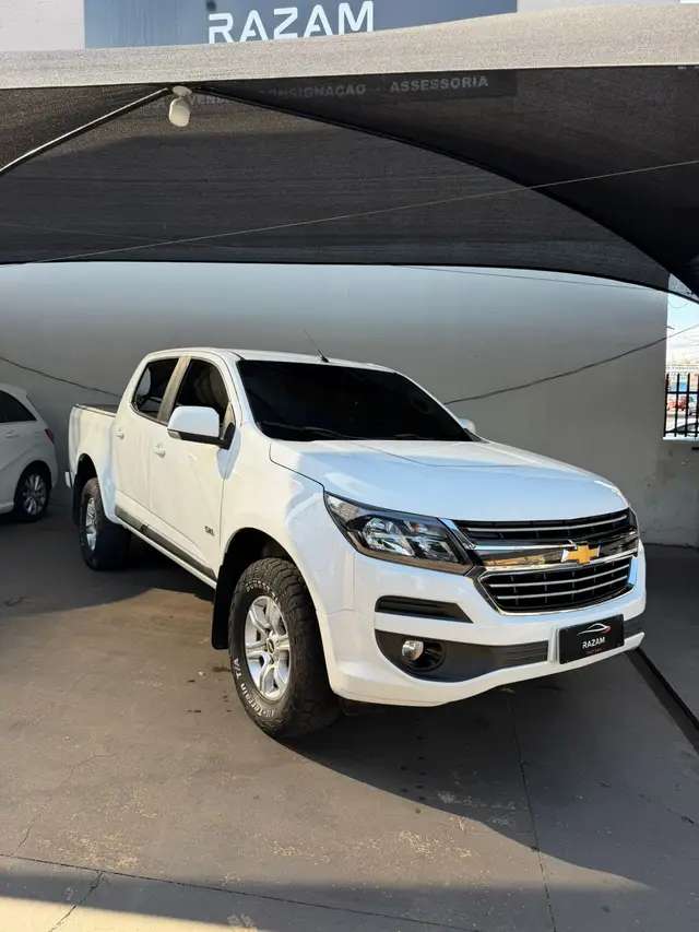 Carro Chevrolet S10 Cabine Dupla 2019 S10 2.5 ECOTEC SIDI LT 4x2 (Cabine Dupla) (Aut)