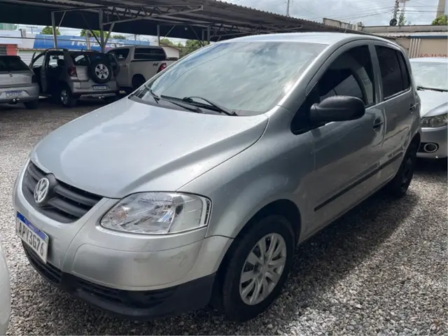 Carro Volkswagen Fox 2009 1.0 8V (Flex) 4p