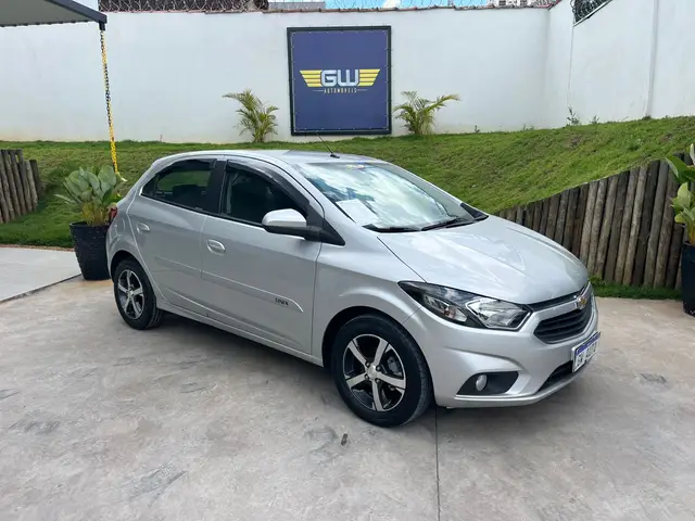 Carro Chevrolet Onix 2018 1.4 LTZ SPE/4