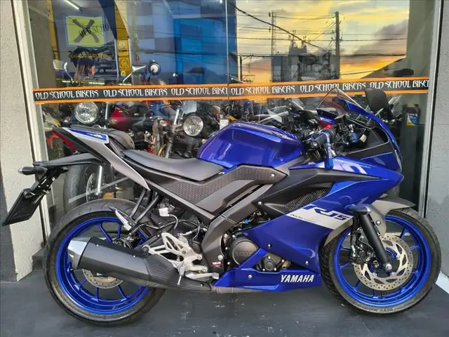 Moto Yamaha YZF R15 2024 ABS