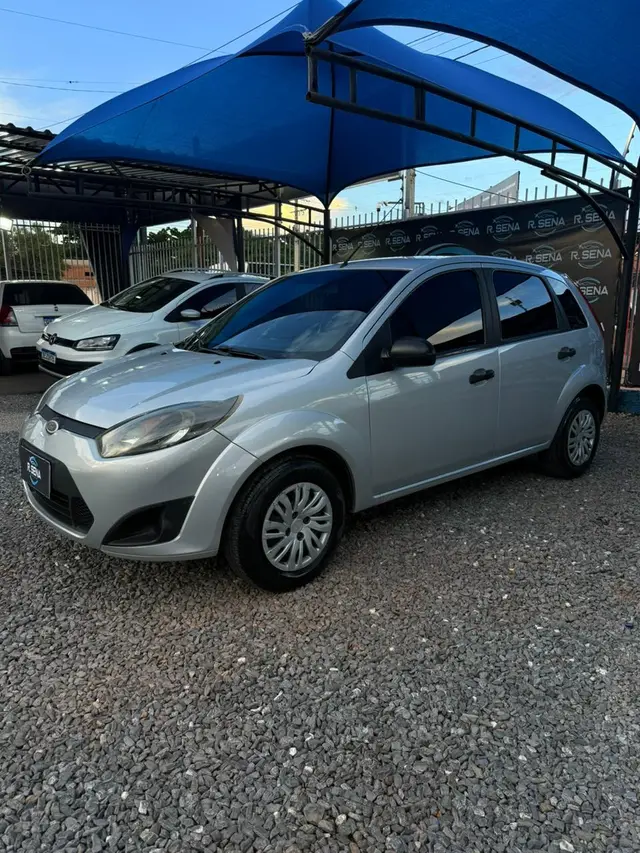 Carro Ford Fiesta Hatch 2013 Rocam 1.0 (Flex)