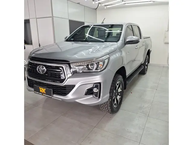Carro Toyota Hilux Cabine Dupla 2019 Hilux 2.8 TDI SRX CD 4x4 (Aut)