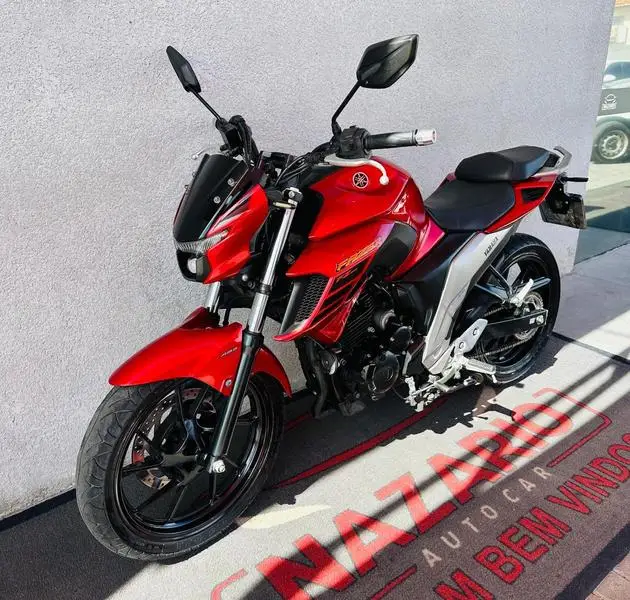 Moto Yamaha YS 250 Fazer 2022 ABS