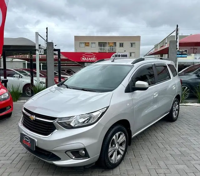 Carro Chevrolet Spin 2023 Premier 1.8 (Aut.)