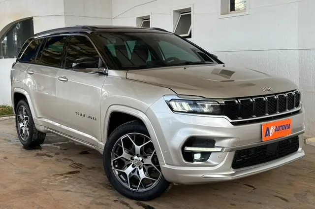 Carro Jeep Commander 2022 Overland T270 Flex (Aut)