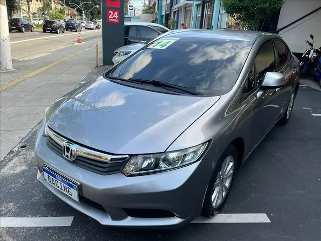 Carro Honda Civic 2014 New  LXS 1.8 16V i-VTEC (Flex)