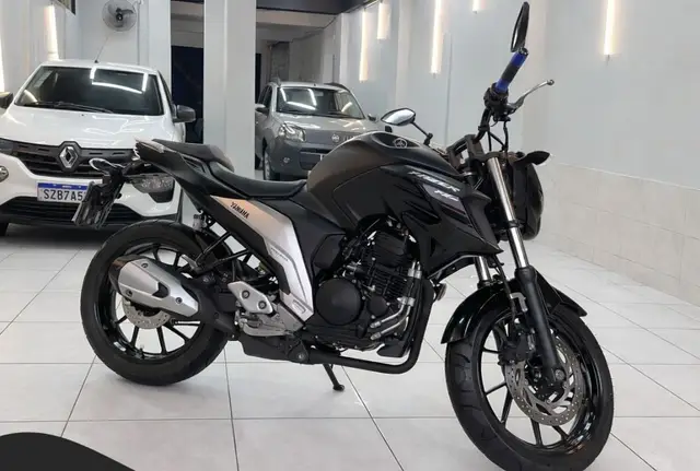 Moto Yamaha YS 250 Fazer 2023 ABS