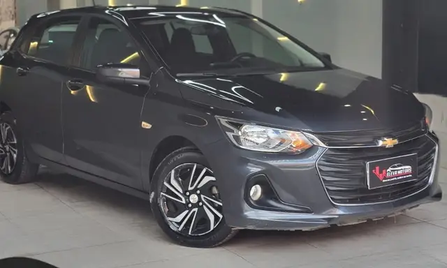 Carro Chevrolet Onix 2025 LT 1.0 Turbo