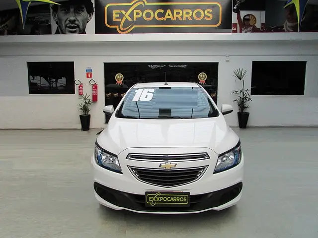 Carro Chevrolet Prisma 2016 1.4 LT SPE/4