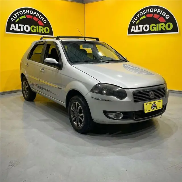 Carro Fiat Palio 2011 Attractive 1.4 8V (Flex)