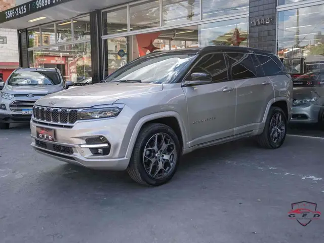 Carro Jeep Commander 2023 Overland 2.0 TD380