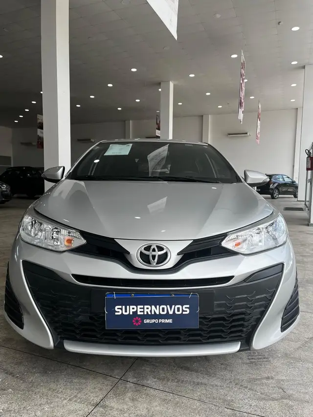Carro Toyota Yaris 2020 1.5 XL Plus Connect CVT (Flex)